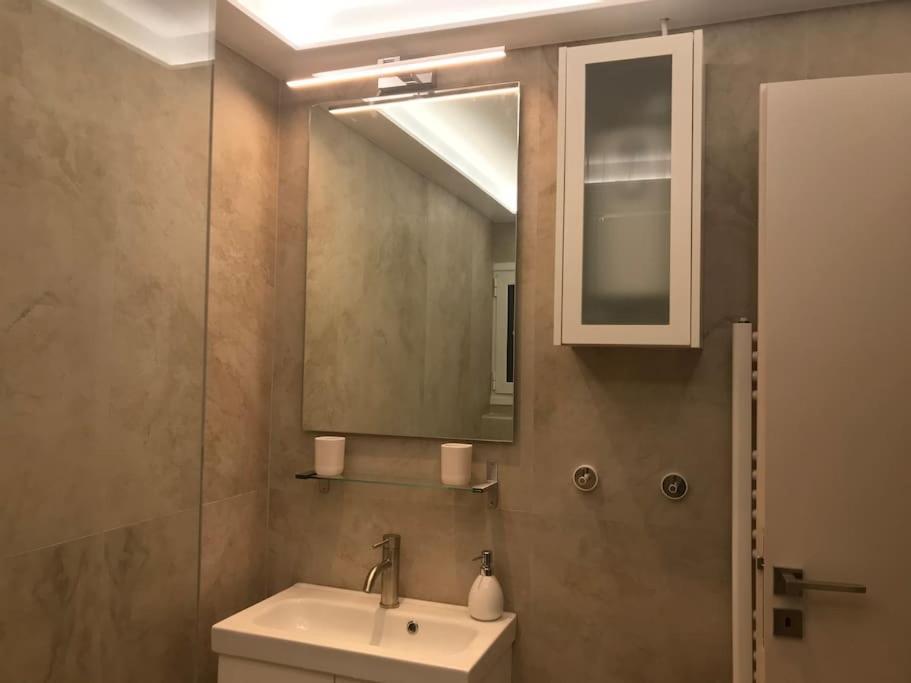 Vasos Apartment Αθήνα Εξωτερικό φωτογραφία
